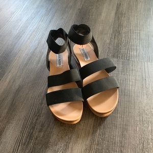 Steve Madden Platform Sandals